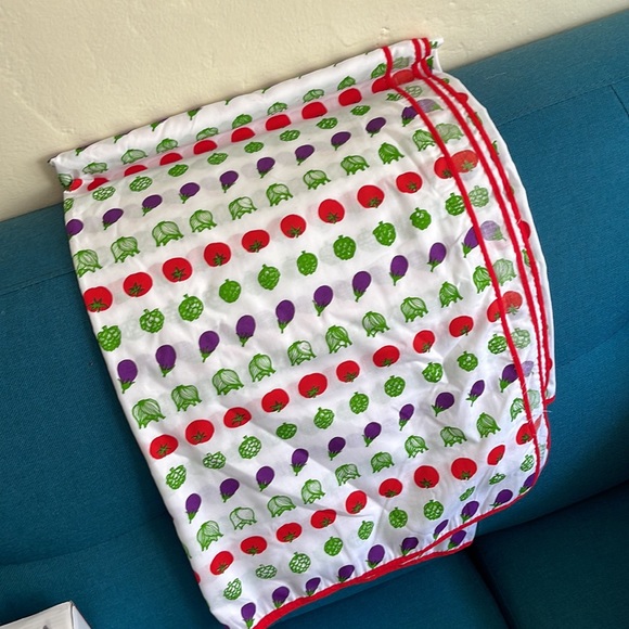 Neiman Marcus 1970s vintage vegetable print table cloth - Picture 7 of 9